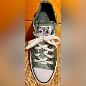Converse Women's Sneakers in Green velvet and White Soles